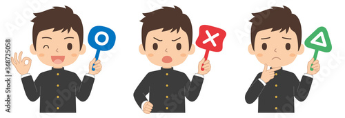 まるばつさんかくの記号の札を持った男子学生　まる　ばつ　さんかく　イラスト