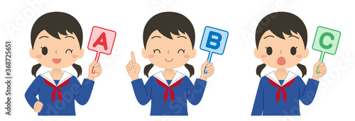 ABCの英語の札を持った女子学生　A　B　C　イラスト