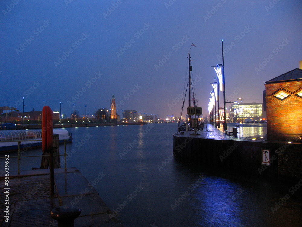 Bremerhaven, Neuer Hafen, Loschen-Leuchtturm