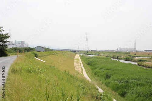 河川敷、River