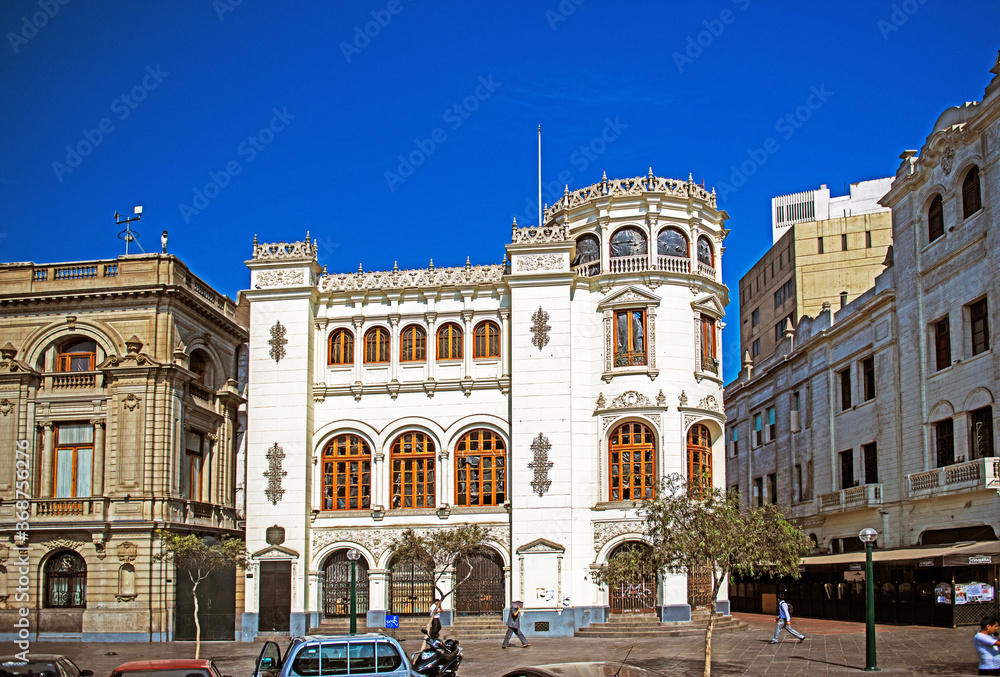 Colon Theater an der Plaza San Martin im historischen Zentrum von Lima, Peru.