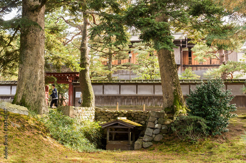 Kanazawa, Japan. Kenroku-en, an old garden, and one of the Three Great Gardens of Japan (Nihon Sanmeien), during autumn © J. Ossorio Castillo