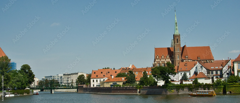 Fototapeta premium ARCHITEKTURA STAREGO MIASTA. WROCŁAW, POLSKA, EUROPA. 