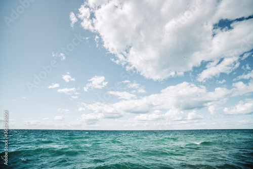 Fototapeta Naklejka Na Ścianę i Meble -  Turquoise water in a cold nordic sea