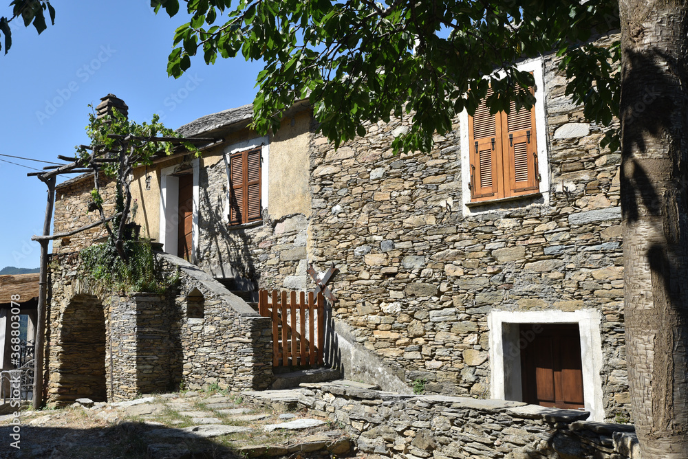 Vieille maison en pierre de la Castagniccia, Corse