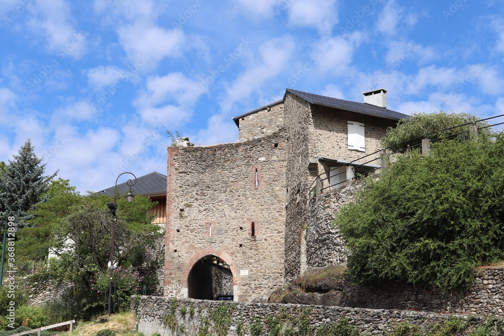 Les fortifications de Conflans, cité médiévale d'Albertville, ville d'Albertville, département Savoie, France