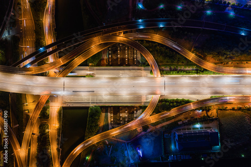 Obraz na płótnie Arial view of overpass at night w salonie
