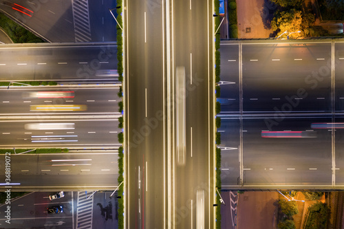 Obraz na płótnie Arial view of overpass at night w salonie
