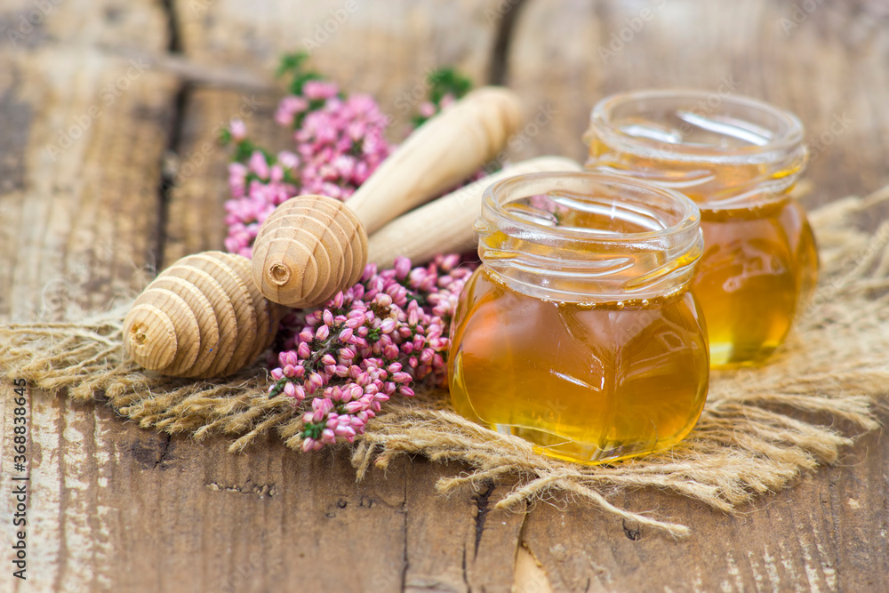 herbal honey with heather flowers - obrazy, fototapety, plakaty 