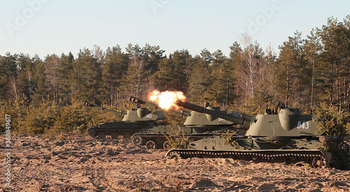 152-mm self-propelled howitzer 2S3 (2S3M) 