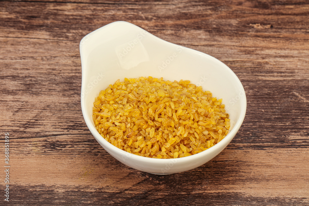 Vegetarian cuisine - dry bulgur for cooking Vegetarian cuisine - dry bulgur for cooking