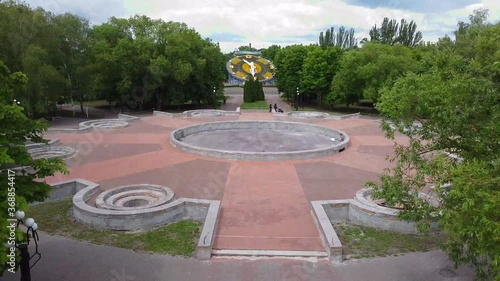 Wallpaper Mural The largest flower clock in Kryvyi Rih Torontodigital.ca