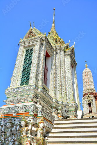 Wat Arun facade in Bangkok, Thailand photo