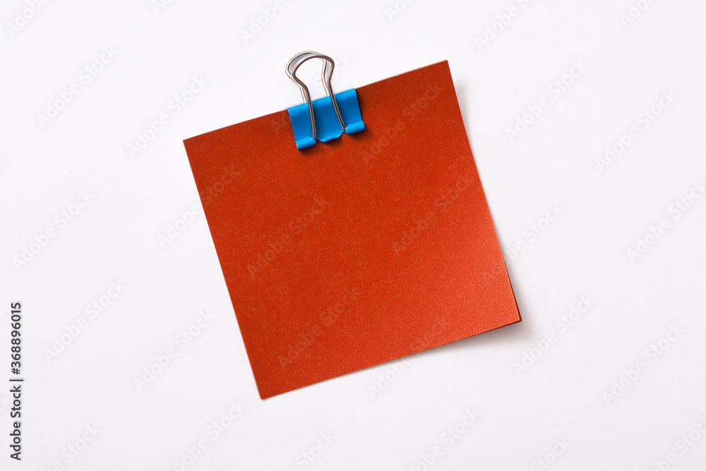 note paper and clip isolated on white background
note paper and clip isolated on white background