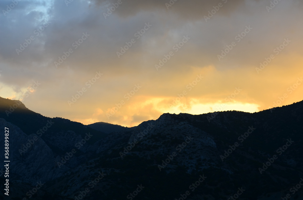 Fototapeta premium sunset in the mountains