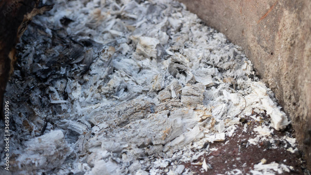 Naklejka premium white wood burning charcoal texture