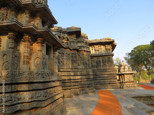 halebid temple photo