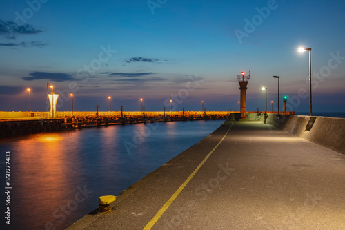 Bild auf Leinwand Port entrance in Leba
