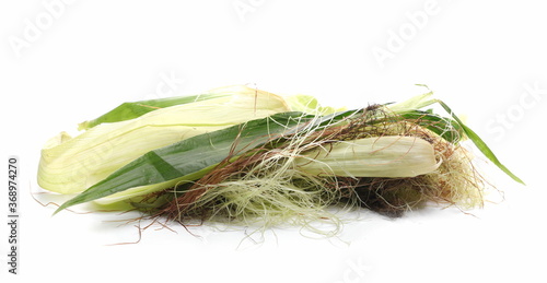 Canvastavla Corncob, maize husks and stringy corn silk pile isolated on white background