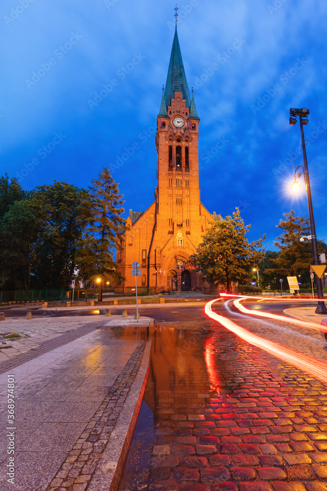 Fototapeta premium Church in Bydgoszcz at night