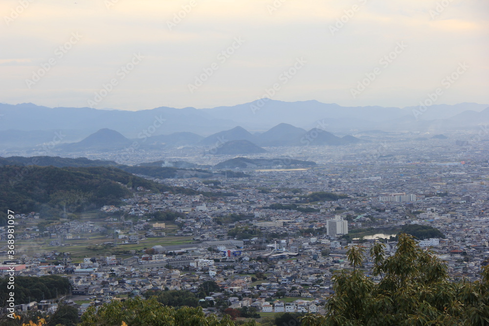 夕方の香川県高松市の展望