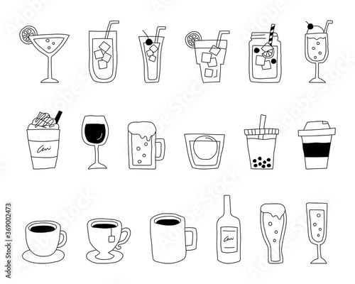 飲み物の手書きイラストのセット／ジュース／ワイン／コーヒー／カクテル／おしゃれ