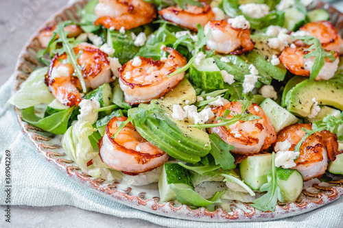 Salad with shrimps, avocado and cucumber