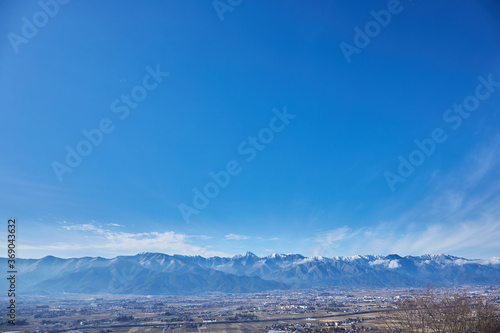 松本市内から望む冬の北アルプス 長野県