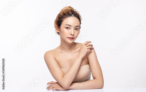 Beauty young woman healthy skin natural make up young beautiful model cosmetic and spa concept