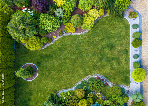 Fotografija Beautiful Residential Mature Garden Aerial View