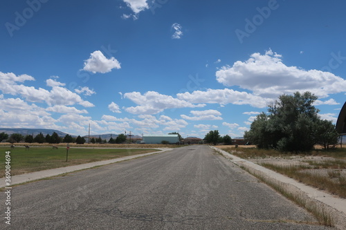 Fototapeta Naklejka Na Ścianę i Meble -  Empty road in small town