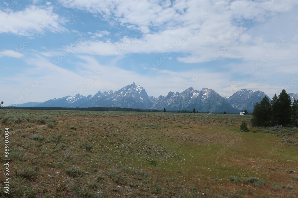 Fototapeta premium Mountain range in the Tetons in Wyoming