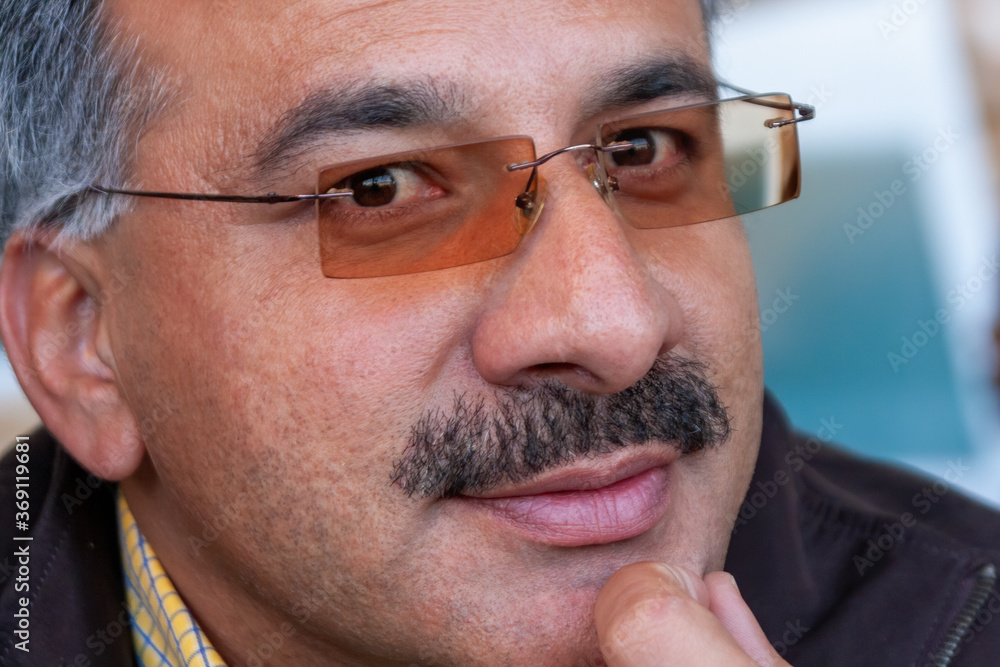 Obraz premium Iranian man