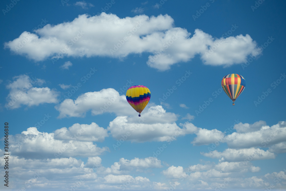 Fototapeta premium Colorful hot air balloon floating in a nice sky