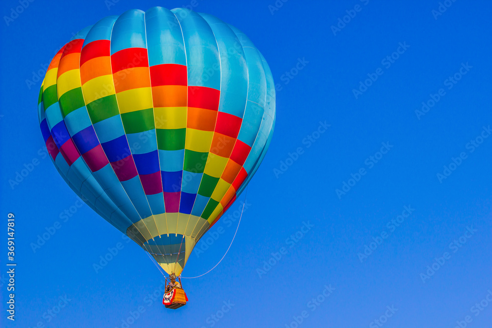 Fototapeta premium Light Blue Checkered Hot Air Balloon