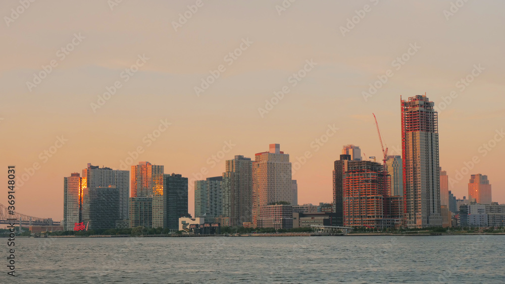 Fototapeta premium landscape of queens long Island city NY