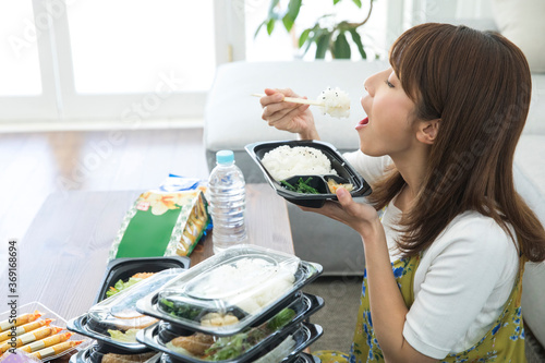 Fotografie 大食いの女性