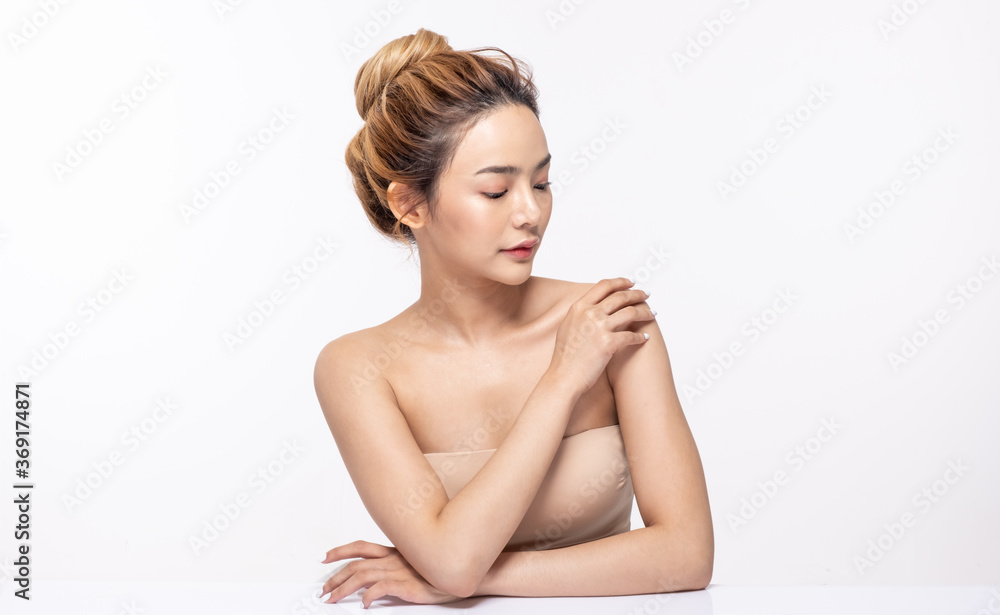 Obraz premium Beauty young woman healthy skin natural make up young beautiful model cosmetic and spa concept