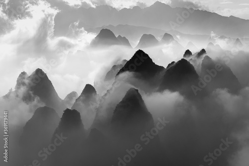 Photographie China's natural landscape, cloudy peaks, abstract natural background images