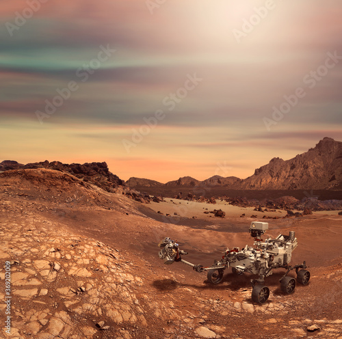Платно Perseverance rover on the surface of the Planet Mars