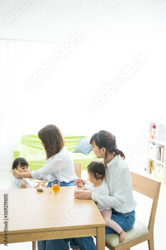 ママ友