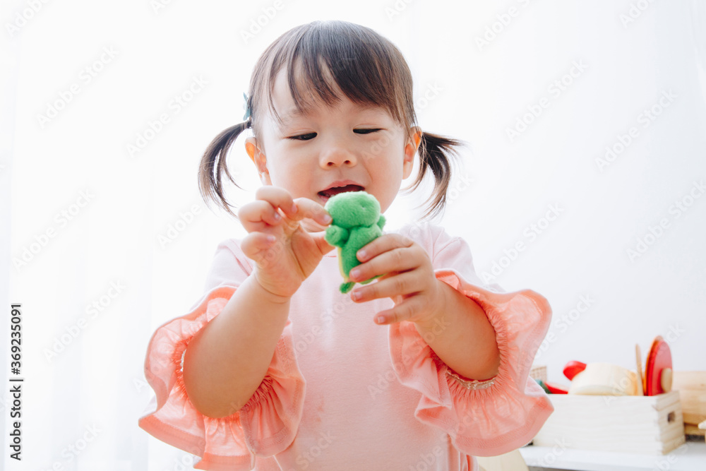 遊ぶ幼児 遊ぶ幼児