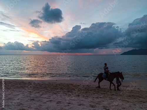 Atardecer en Langkawi, Malasia © Laura