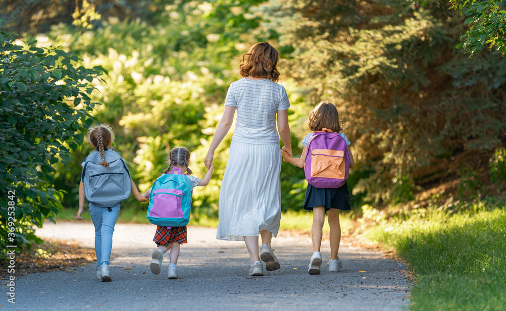 Parent and pupils are going to school Parent and pupils are going to school