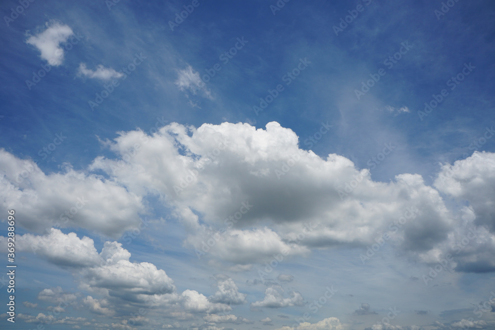 Obraz premium blue sky with white clouds .