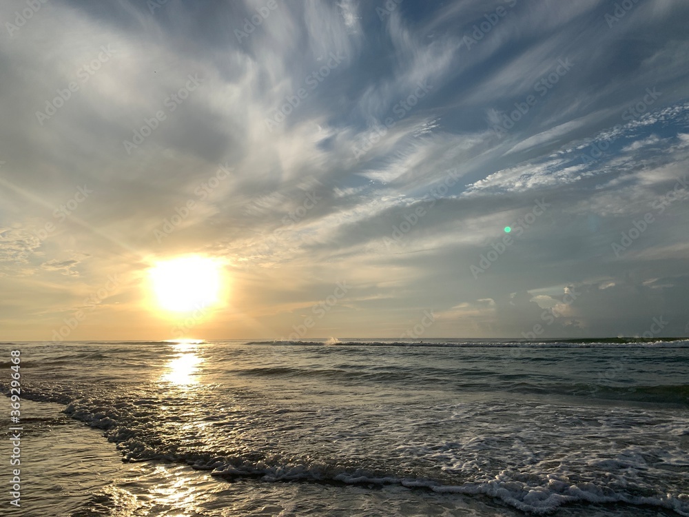 Fototapeta premium sunset over the sea