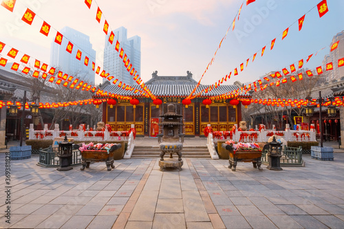 Quadro su tela Tianhou Palace in Tianjin, China is a famous Taoist temple, built to worship Ma