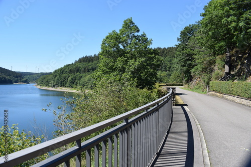 Weg um den Stausee Oleftalsperre photo