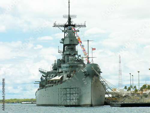 Fotografie USS Missouri from World War 2 docked at Pearl Harbor, Hawaii