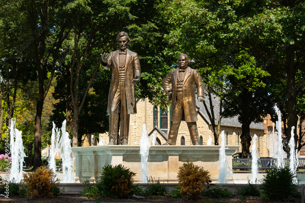 Fototapeta premium Lincoln and Douglas Statues